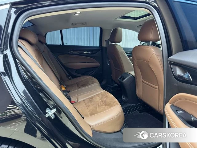Buick Regal id 4209705 из Китая 11