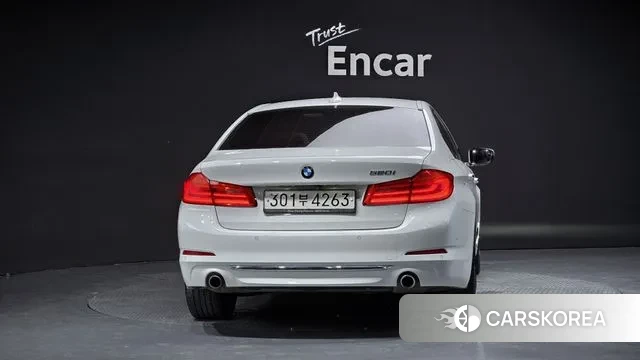 BMW 5 Series (G30) id 3045508 из Кореи 14