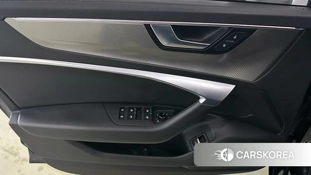 Audi A6L id 4207623 из Китая 12