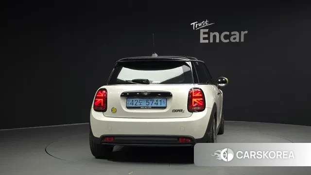 Mini Cooper Electric id 3036670 из Кореи 14