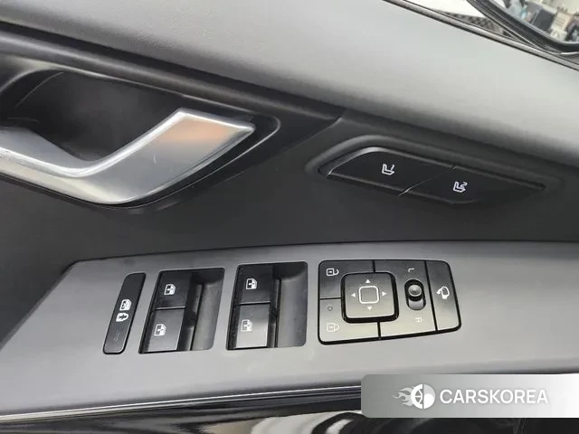 Kia Di Ol Nu Niro id 3690730 из Кореи 14