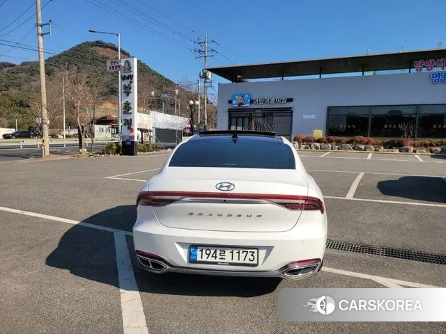 Hyundai The New Grandeur IG Hybrid id 3635371 из Кореи 14
