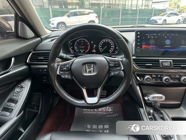 Honda Accord id 4273945 из Китая 16