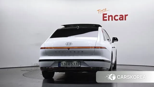 Hyundai Grandeur (GN7) id 3487337 из Кореи 14