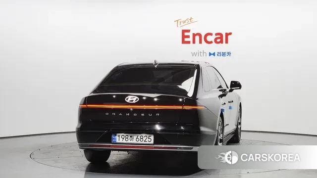 Hyundai Grandeur (GN7) id 3555071 из Кореи 14