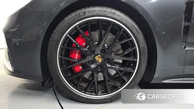 Porsche Panamera (971) id 3366632 из Кореи 14