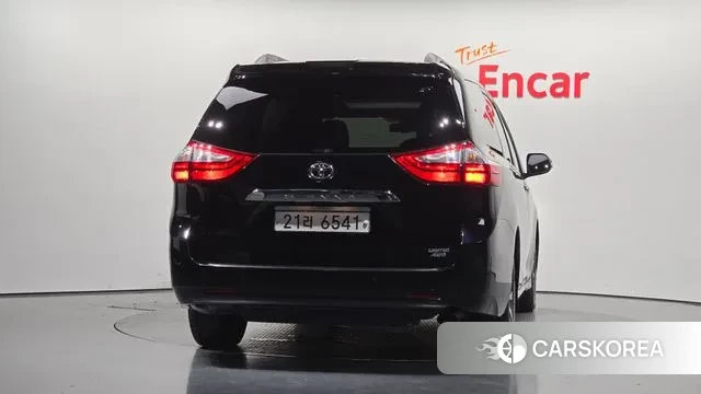 Toyota Sienna id 3024708 из Кореи 14