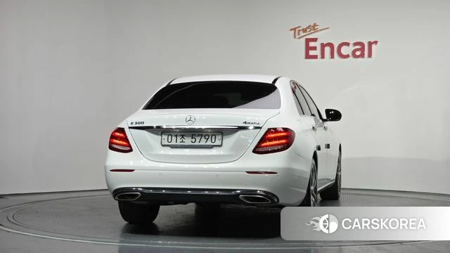 Mercedes-Benz E-Class W213 id 4363308 из Кореи 27