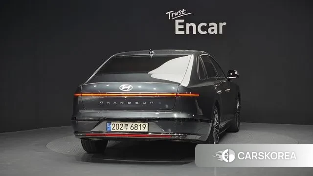 Hyundai Grandeur (GN7) id 3420414 из Кореи 14