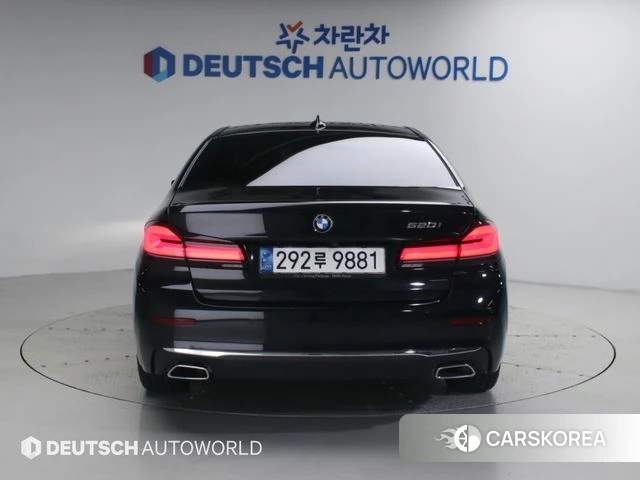 BMW 5 Series (G30) 2021 Черный из Кореи, фото 4