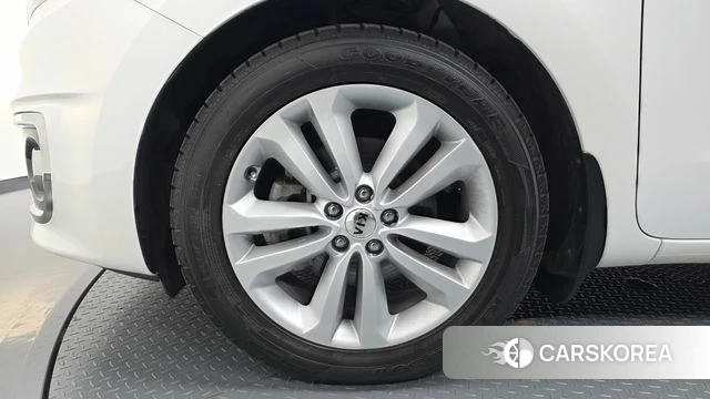 Kia All New Carnival id 4882750 из Кореи 29