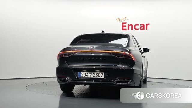 Hyundai The New Grandeur IG id 4775577 из Кореи 29