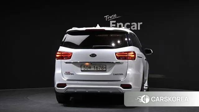 Kia The New Carnival id 3641480 из Кореи 14