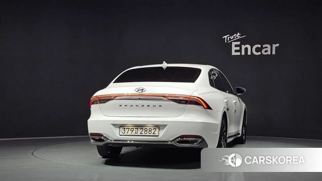 Hyundai The New Grandeur IG Hybrid id 4636864 из Кореи 28
