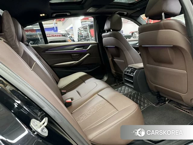 BMW 5 series id 4353121 из Китая 13