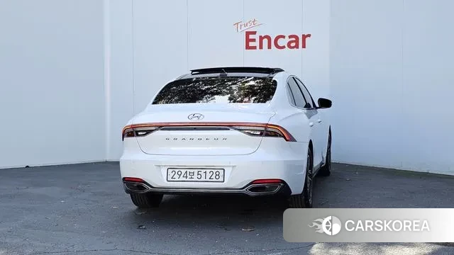 Hyundai The New Grandeur IG id 3349083 из Кореи 14