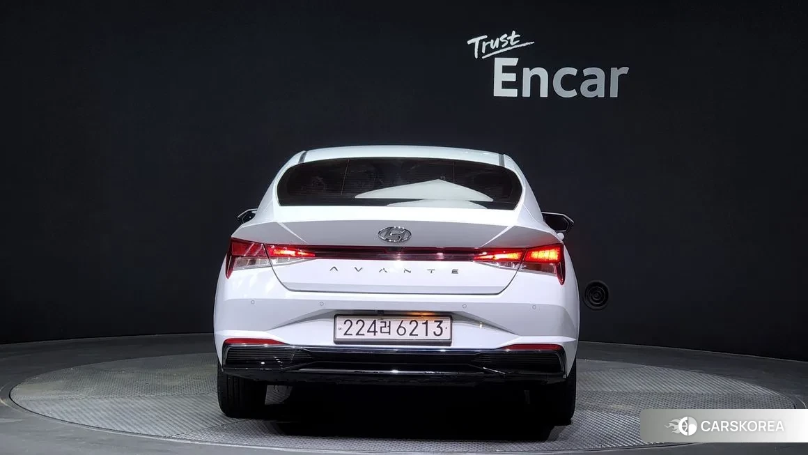 Hyundai Avante Hybrid (CN7) id 1560054 из Кореи 14