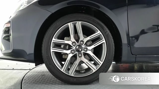 Kia Come New K3 id 4188508 из Кореи 27