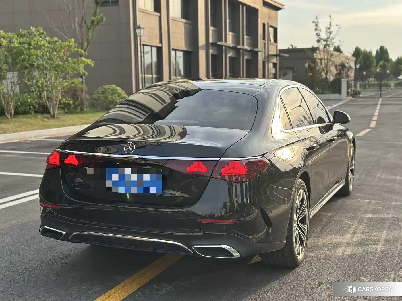 Mercedes-Benz E-Class 2024 Черный из Китая, фото 4