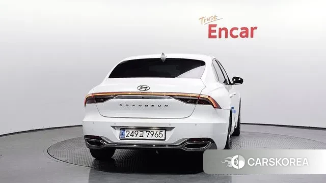 Hyundai The New Grandeur IG id 3439028 из Кореи 14