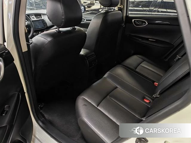 Nissan Xuan Yi 2021 Белый из Китая, фото 4