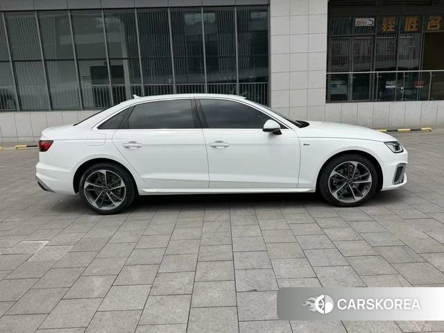 Audi A4L id 4341555 из Китая 8