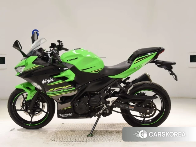 Проданный Kawasaki NINJA 400 2019 из Японии