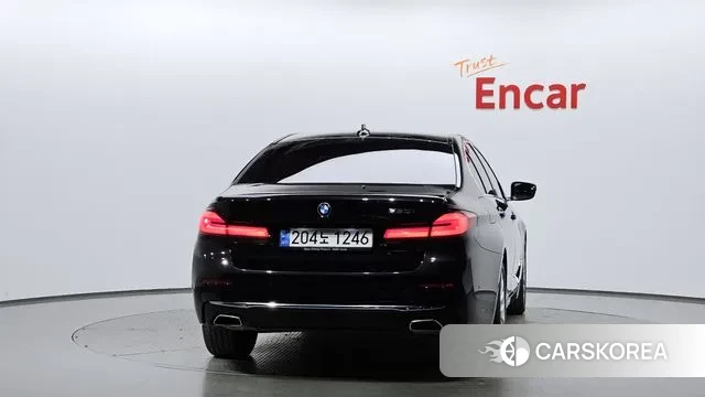 BMW 5 Series (G30) id 3427089 из Кореи 14