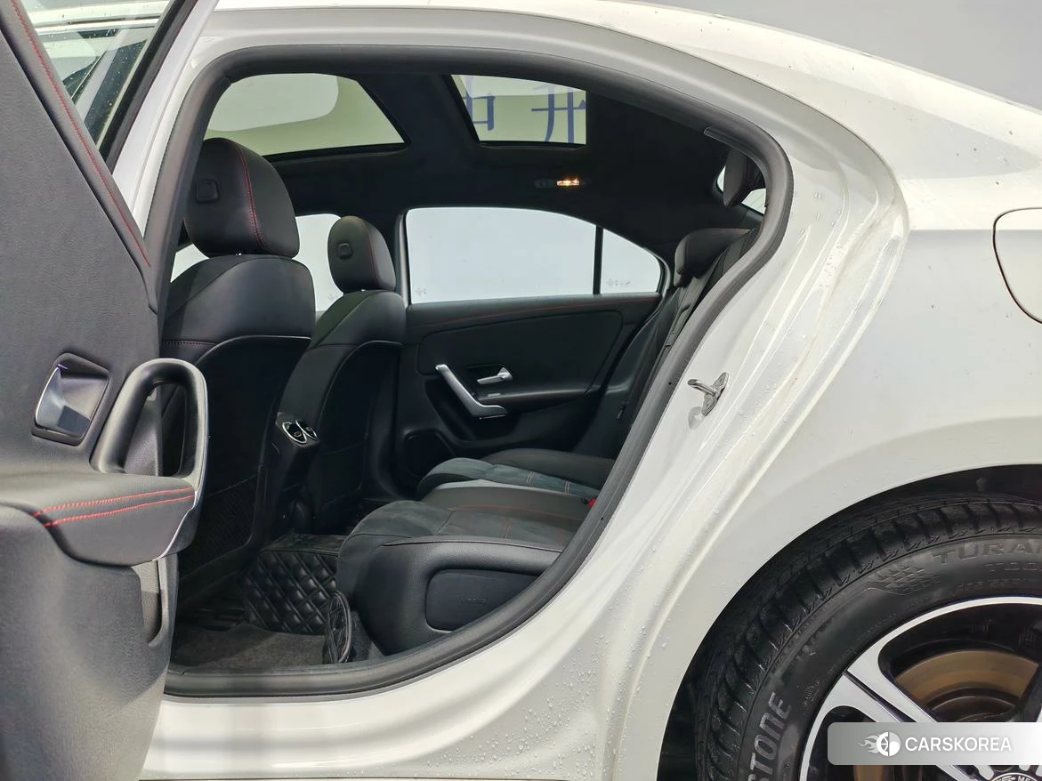 Mercedes-Benz Class A id 4407449 из Китая 14
