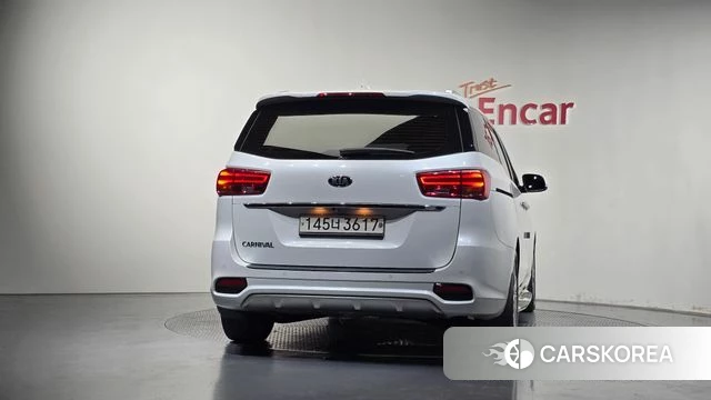 Kia The New Carnival id 4776443 из Кореи 14