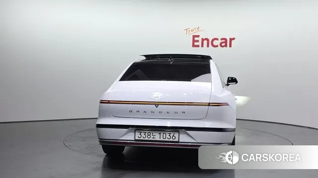 Hyundai Grandeur (GN7) id 3566175 из Кореи 14