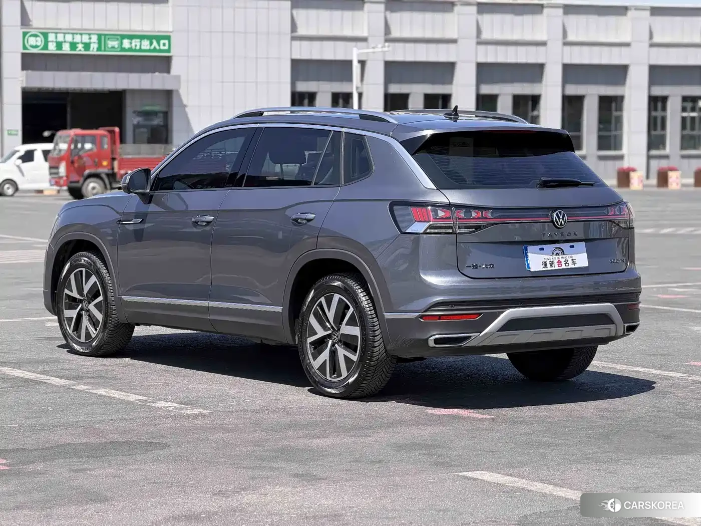 Volkswagen Tanyue 2024 Silver/gray из Китая, фото 5