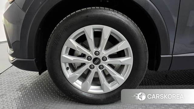 Audi Q3 (F3) id 4242781 из Кореи 26