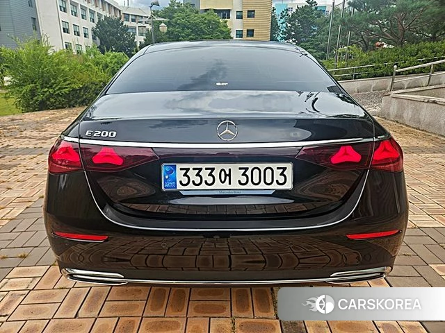 Mercedes-Benz E-Class W214 id 4680038 из Кореи 14
