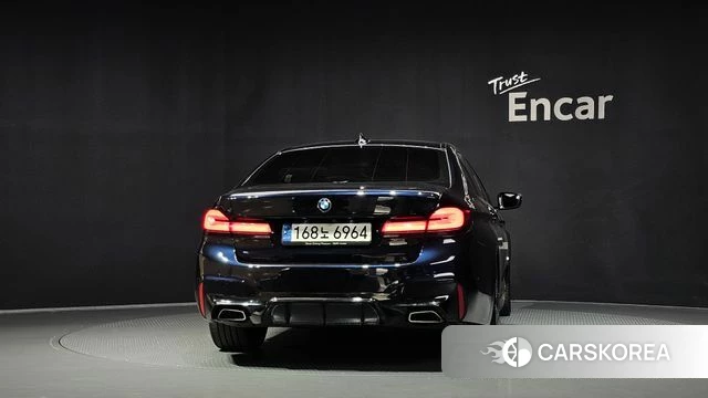 BMW 5 Series (G30) id 4881759 из Кореи 14