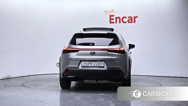 Lexus UX250h id 3666394 из Кореи 14