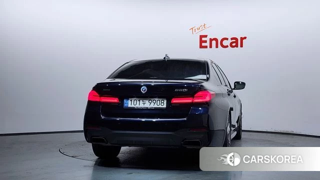 BMW 5 Series (G30) id 4618317 из Кореи 14