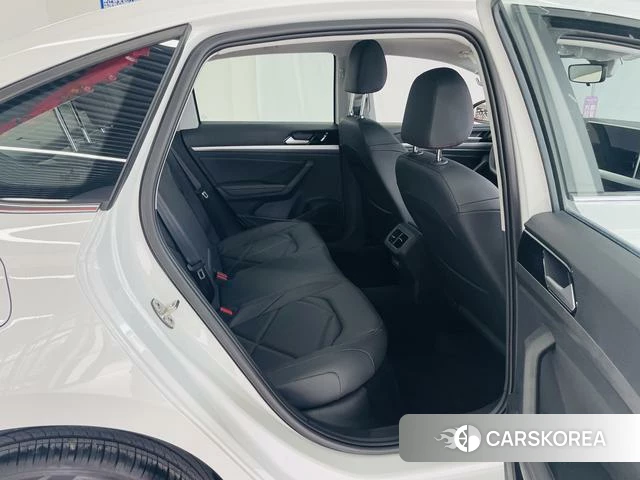 Volkswagen Lavida id 4238165 из Китая 10