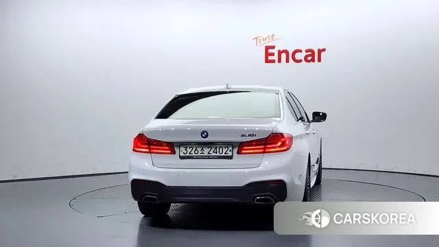 BMW 5 Series (G30) id 3008672 из Кореи 14