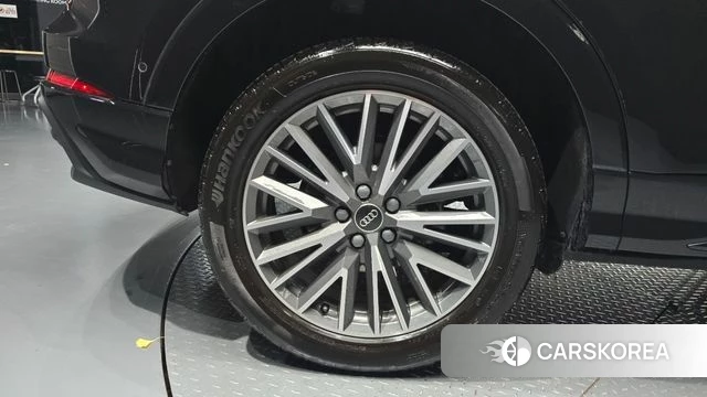 Audi Q3 (F3) id 4499343 из Кореи 26