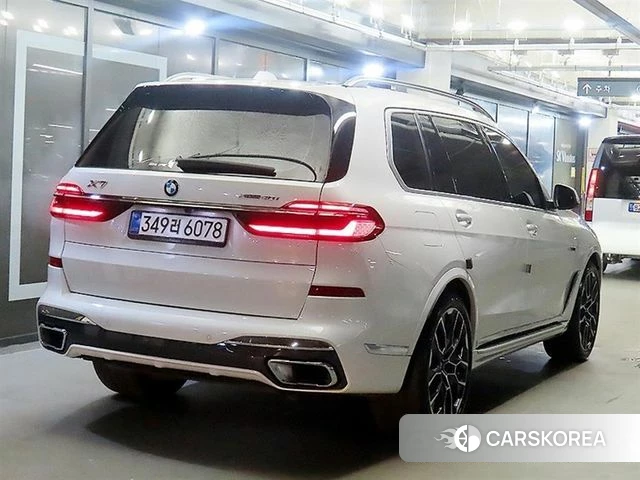 BMW X7 (G07) 2025 Белый из Кореи, фото 4