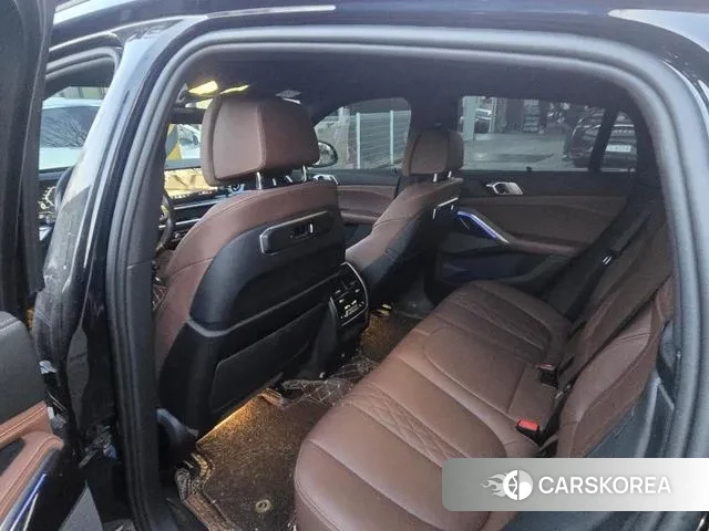 BMW X6 (G06) 2024 Черный из Кореи, фото 4