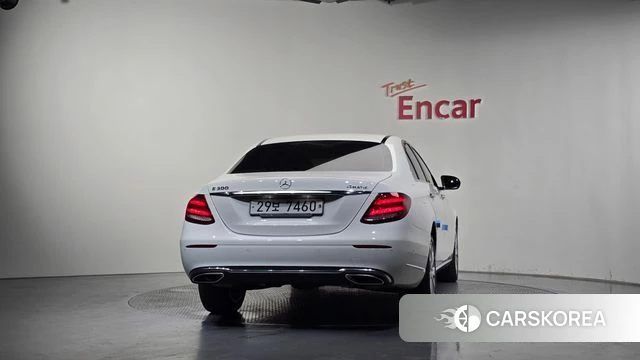 Mercedes-Benz E-Class W213 id 4663092 из Кореи 26
