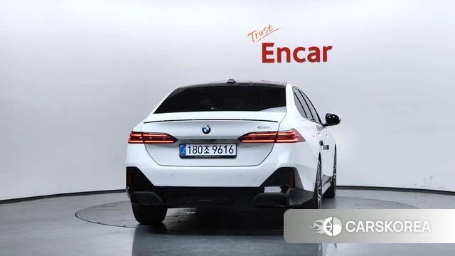 BMW 5 Series (G60) id 4493437 из Кореи 14