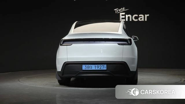 Tesla Model Y id 3909210 из Кореи 14