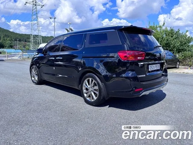Kia The New Carnival id 2951461 из Кореи 14