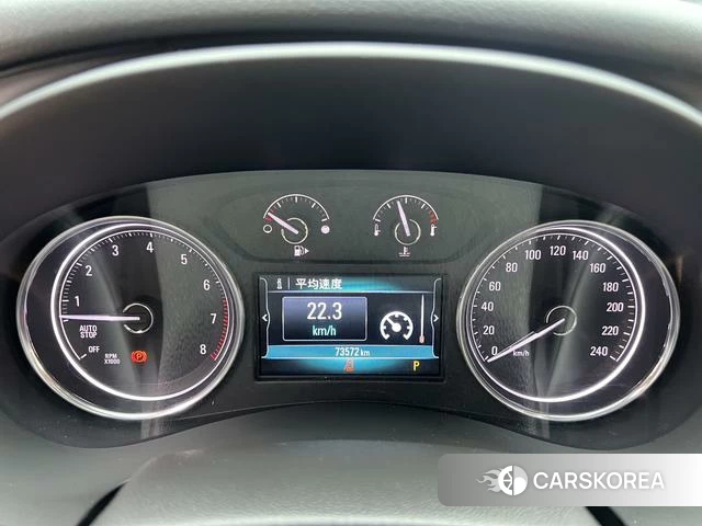 Buick Lacrosse id 4234843 из Китая 21
