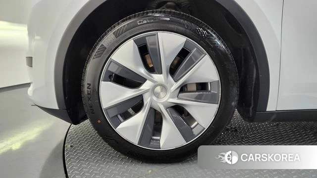 Tesla Model Y id 4474766 из Кореи 29