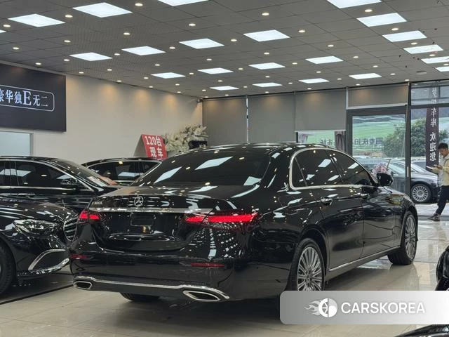 Mercedes-Benz E-class id 4334879 из Китая 22