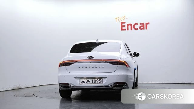 Hyundai The New Grandeur IG id 4881902 из Кореи 14